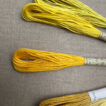 Load image into Gallery viewer, Yellow & Mustard Hemstitch Linen 25/4