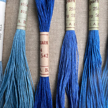 Load image into Gallery viewer, Blue Hemstitch Linen 25/4