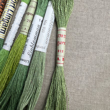 Load image into Gallery viewer, Green Vintage Linen Tread