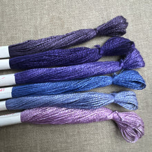 Load image into Gallery viewer, Linda Purple 1960's embroidery linen