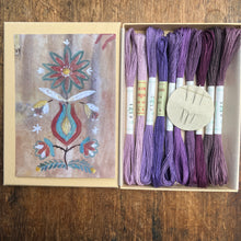 Load image into Gallery viewer, Purple Flax Flower Box