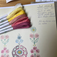 Load image into Gallery viewer, Floral 5750B (1960)
