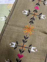 Load image into Gallery viewer, Nordiska Linen Runner 8237