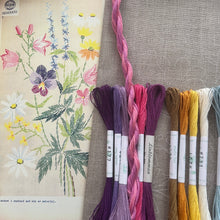 Load image into Gallery viewer, Nordiska Bouquet 8712