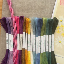 Load image into Gallery viewer, Nordiska Bouquet 8712