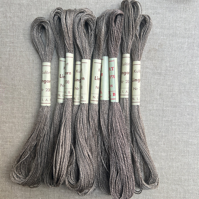 #208 One Colour 1960s Linen Thread Set