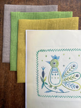 Load image into Gallery viewer, Nordiska Easter Chick