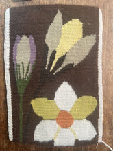 Load image into Gallery viewer, Daffodil - 1960s Weave