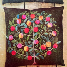 Load image into Gallery viewer, Apple Tree 7414 (1962)